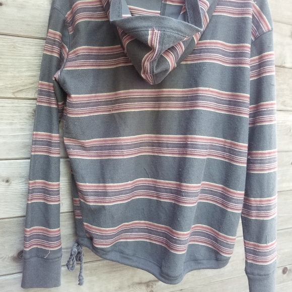 O'Neill🌺Hoodie - Picture 2 of 4